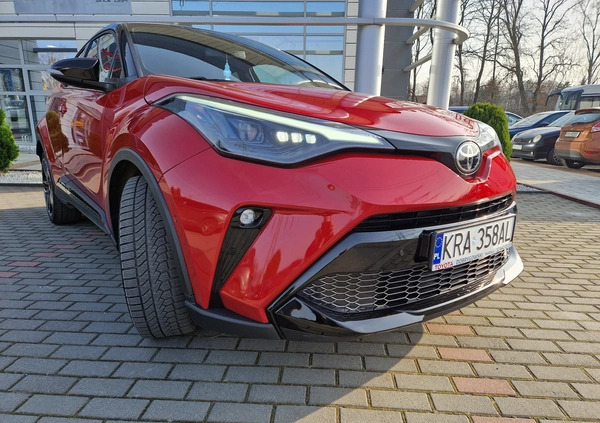 Toyota C-HR cena 121500 przebieg: 61000, rok produkcji 2022 z Skawina małe 352